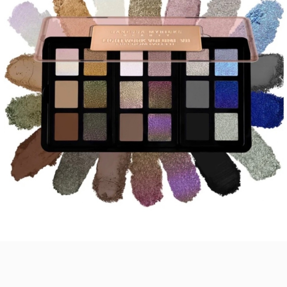Danessa Myricks Lightwork VII Freedom Palette
